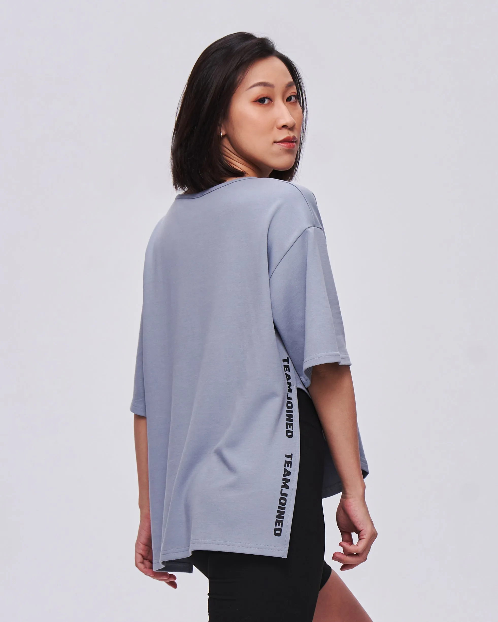 Asymmetry Hem Loose Tee