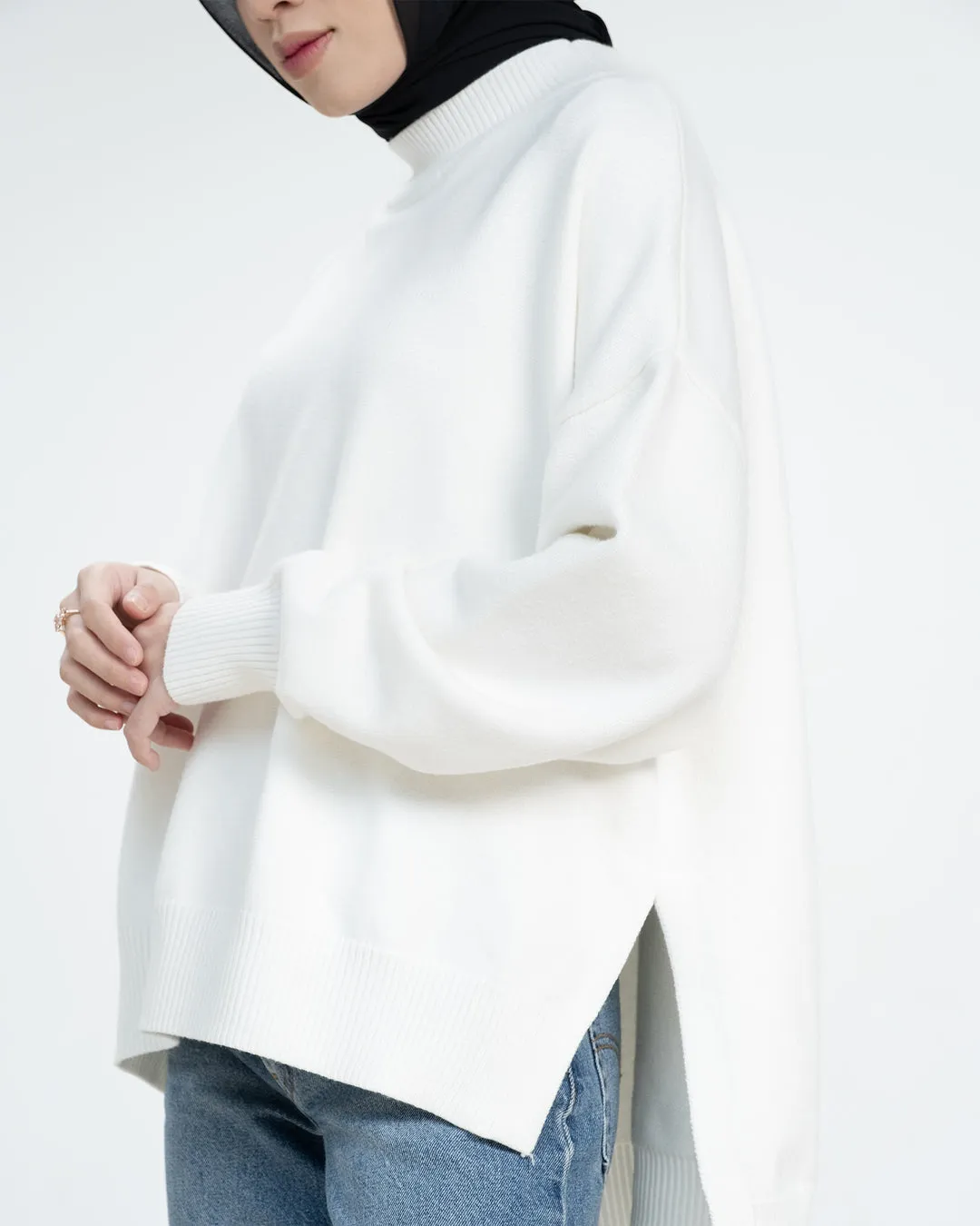 Esmee Sweater - Broken White - Sweater Atasan Knitwear Wanita - KW1720070