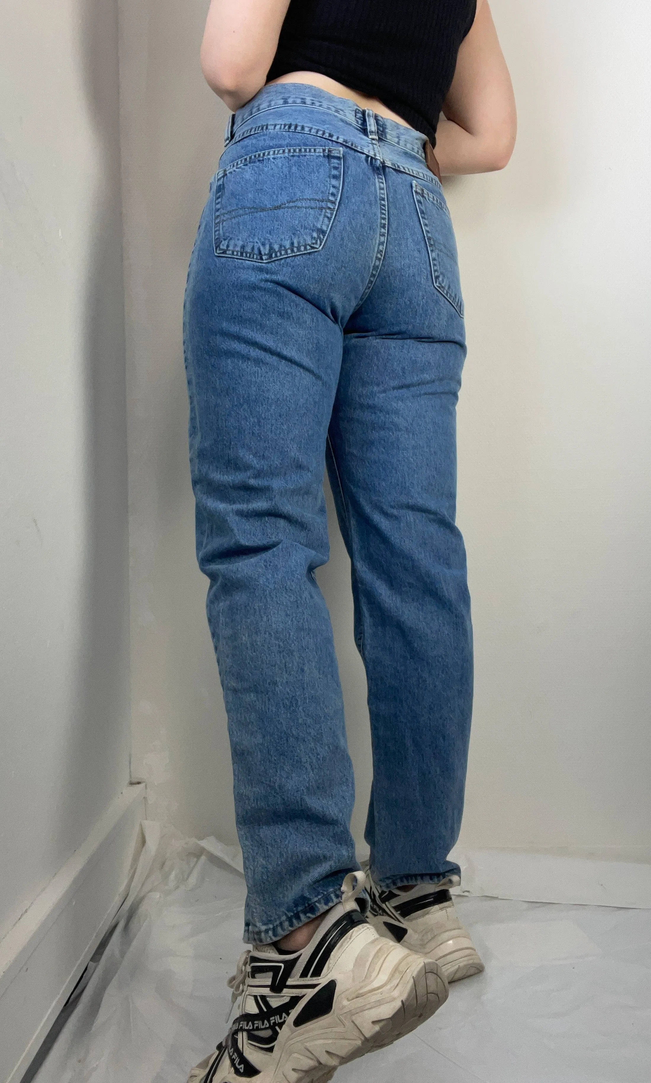 HUGO BOSS HIGH WAISTED JEANS L