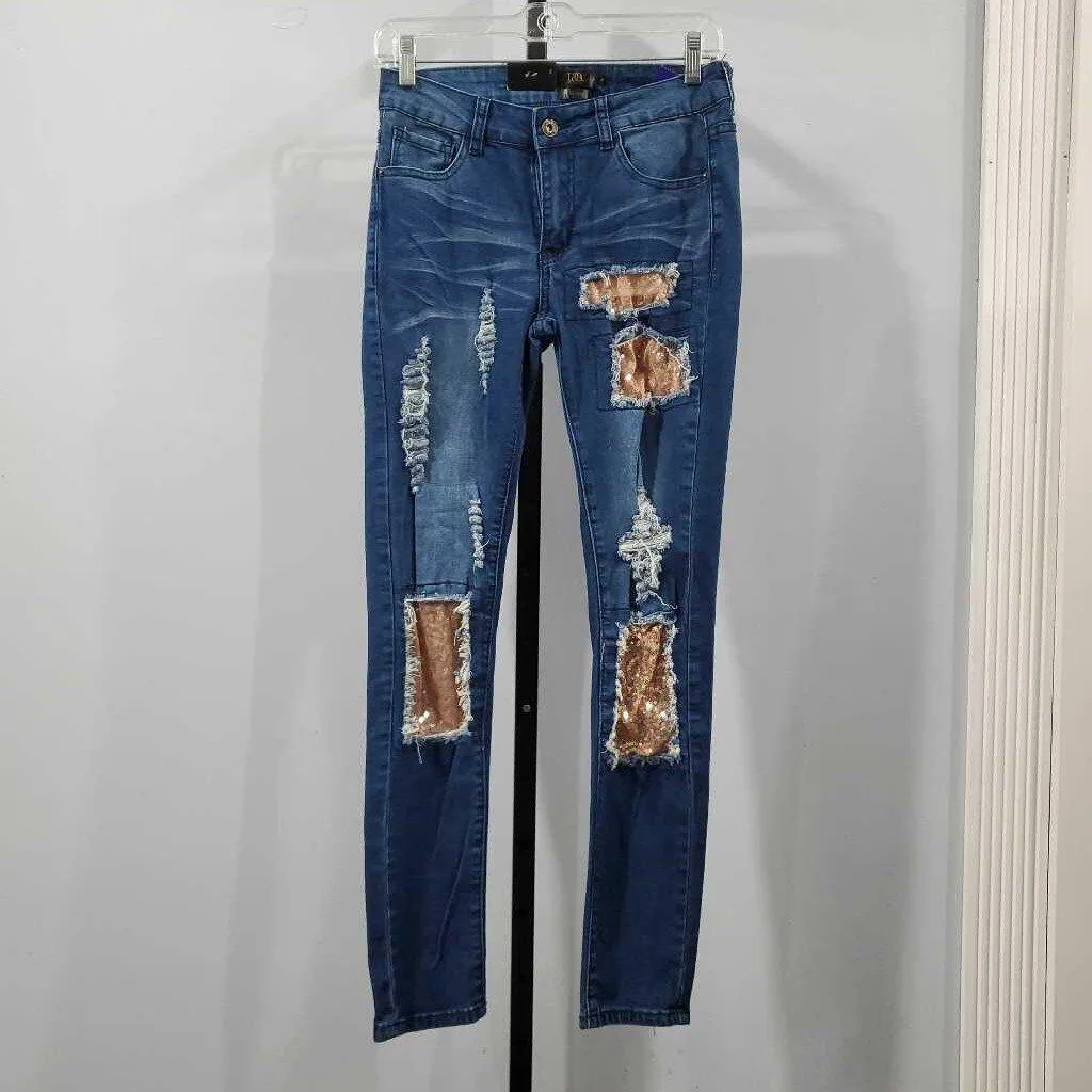 Sure! The optimized title for this e-commerce product could be: Stylish L & B Jeans for Maximum Comfort and Fashionable Look.