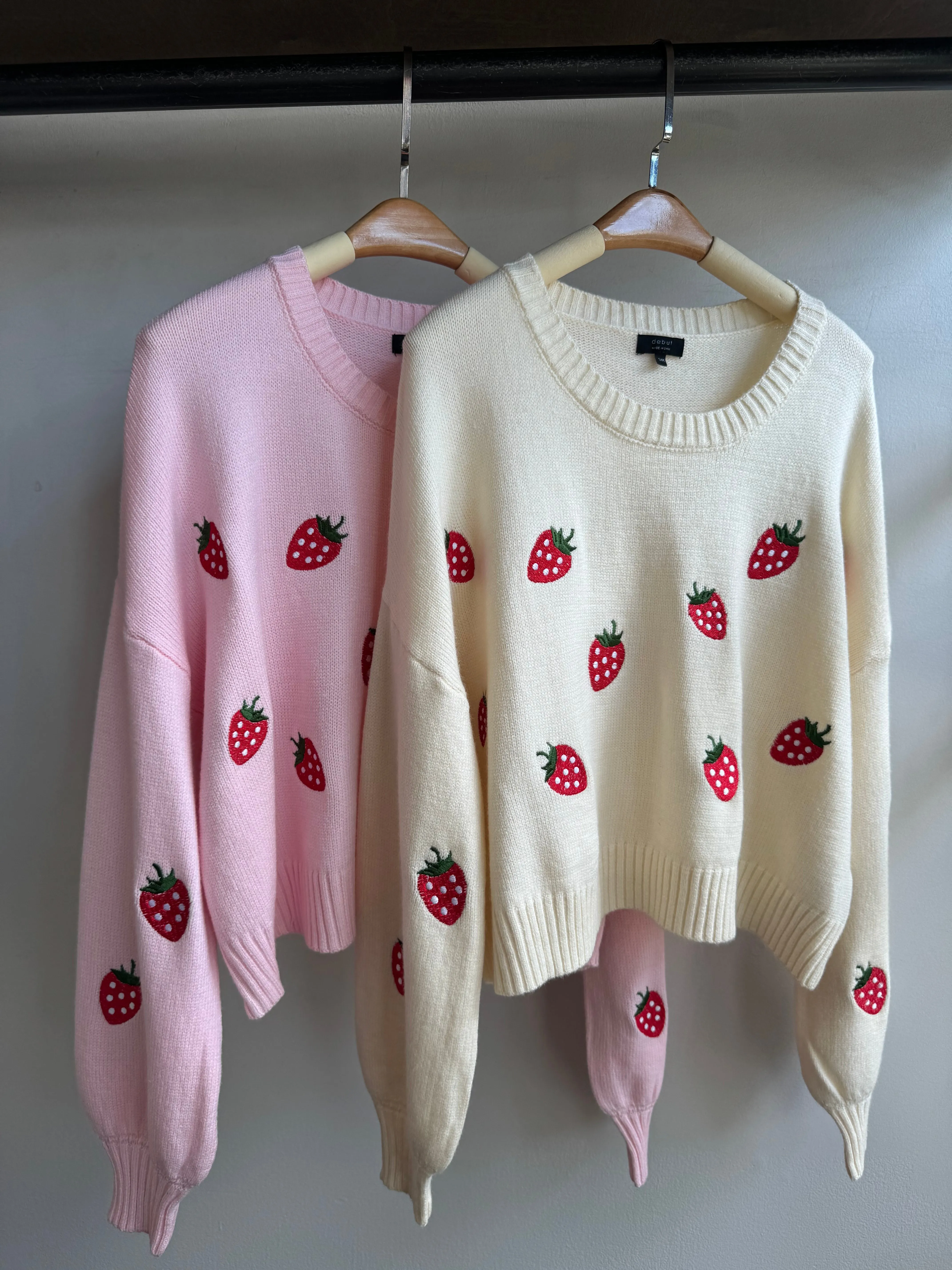 STRAWBERRY Sweater